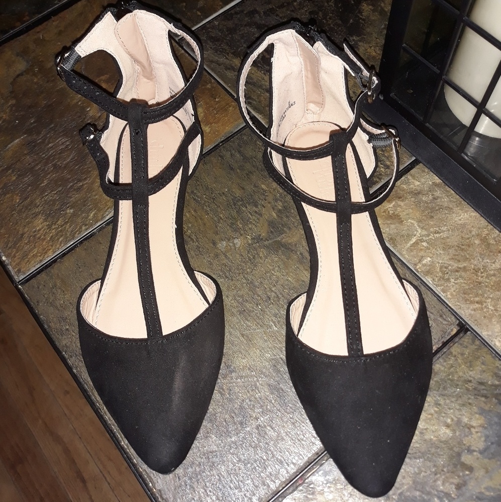 Black pointy flats (Charlotte Russe)